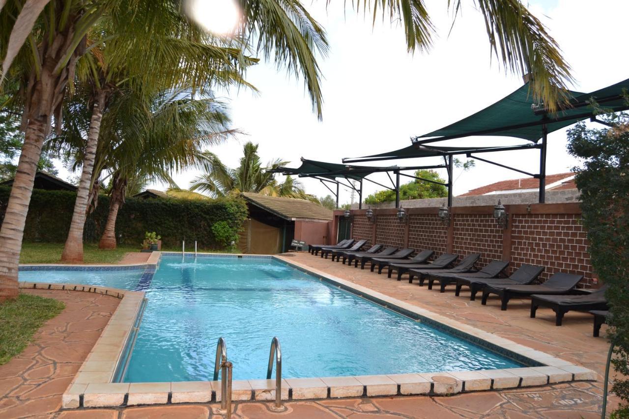 Impala Safari Lodge Voi Exterior foto